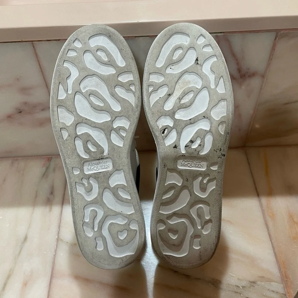 Alexander McQueen shoes - Picture 4 of 4